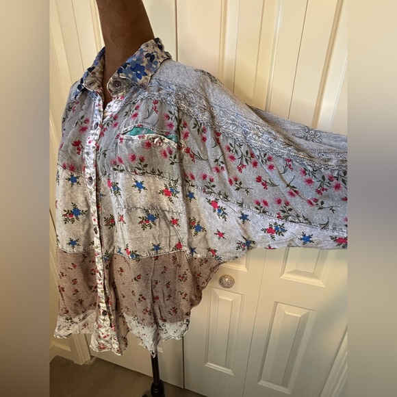 Young Threads Floral Button-Up Shirt Oversized Small Boho Cottagecore NWT - Picture 6 of 13